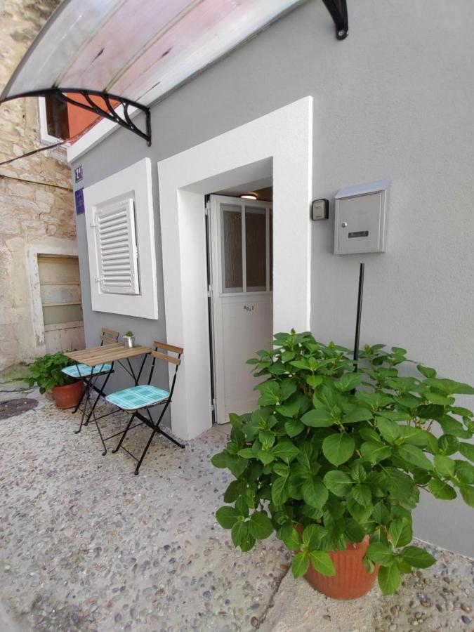Studio Apartman & Rooms No1 Zára Kültér fotó